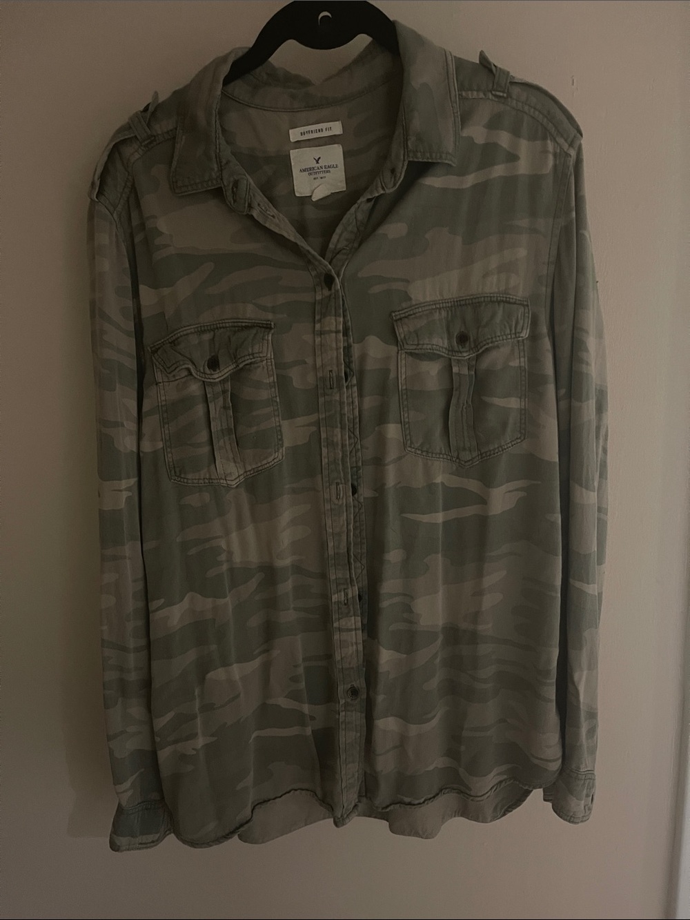 American Eagle “boyfriend fit” Camo Button-Up Shirt - Sage Green